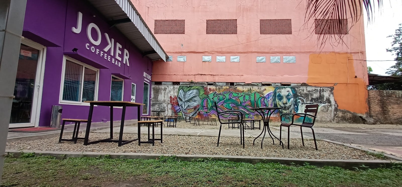 Joker Coffee Bar roastery