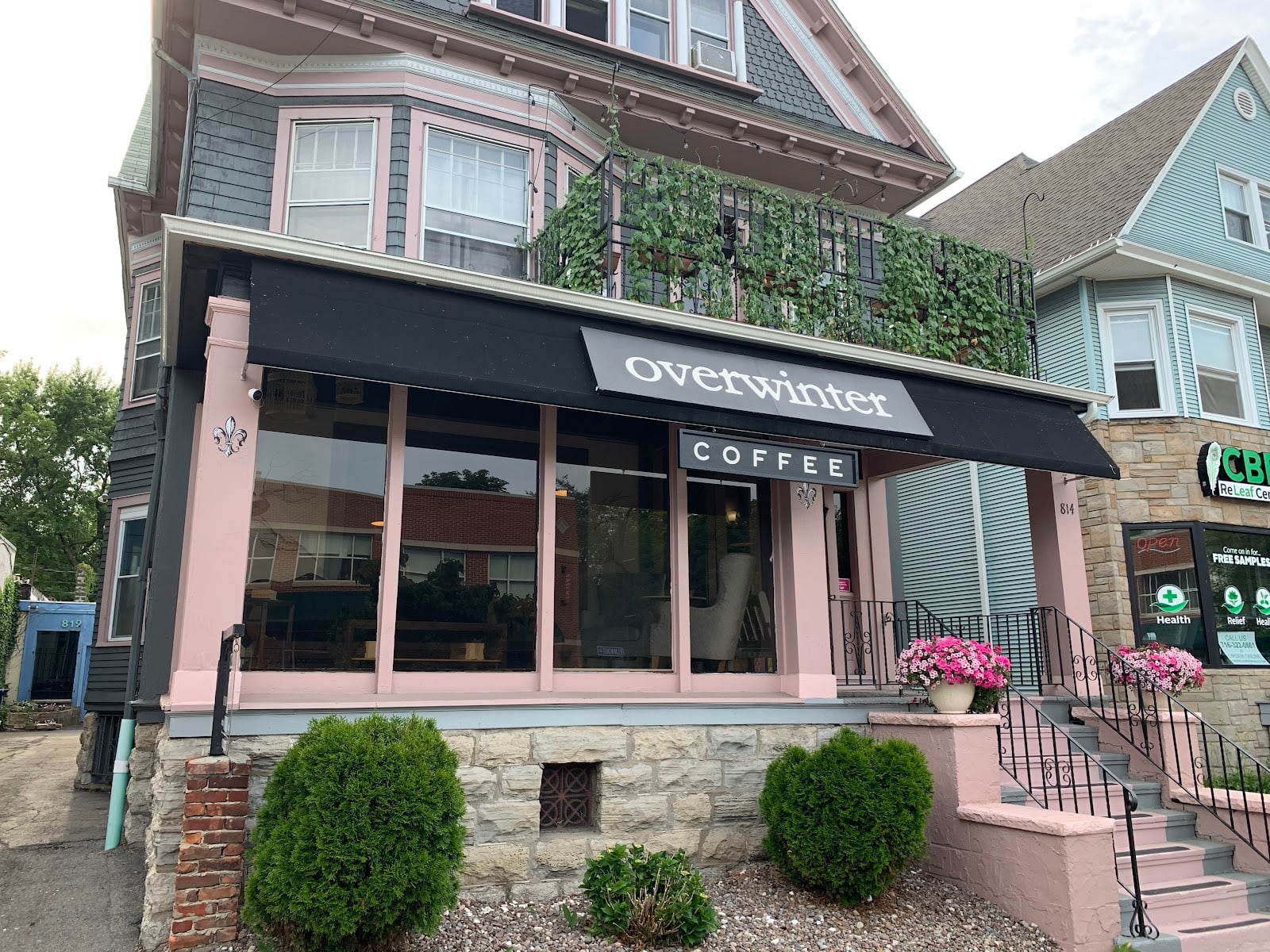 Overwinter Coffee - Elmwood Village roastery