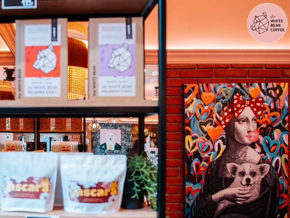 White Bear Coffee Warszawa Marszałkowska interior