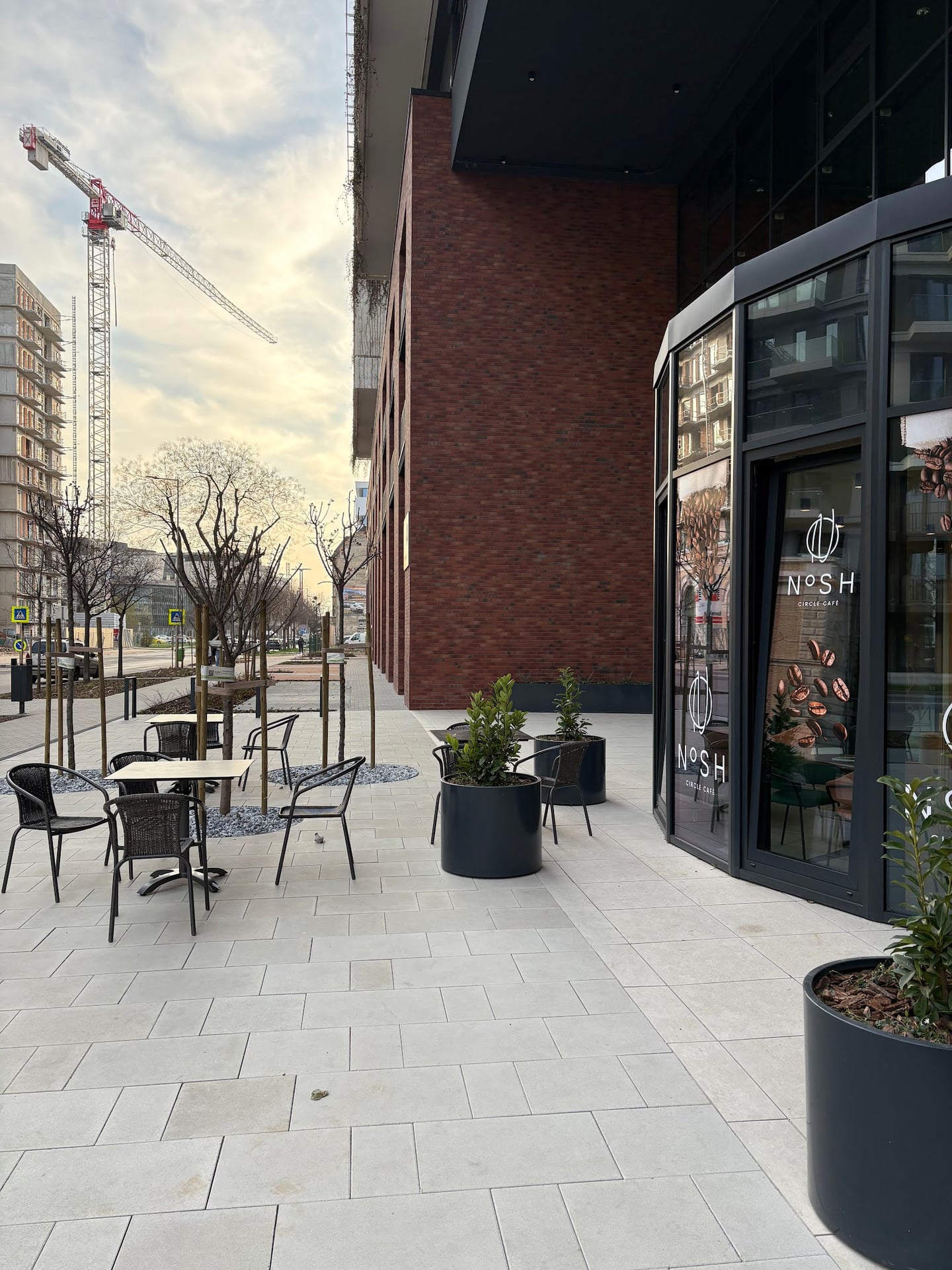 Circle Café by NOSH interior