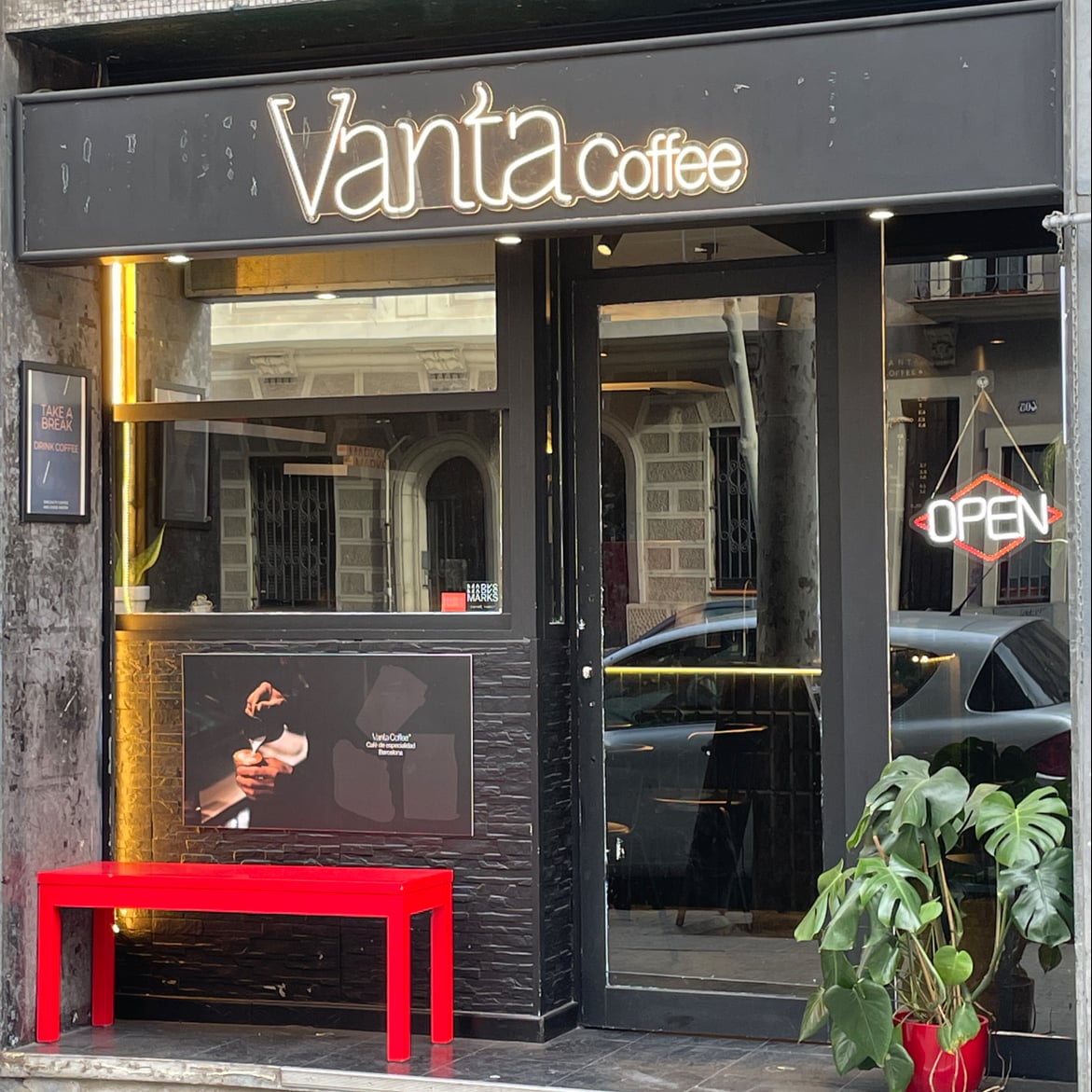 Vanta Coffee interior