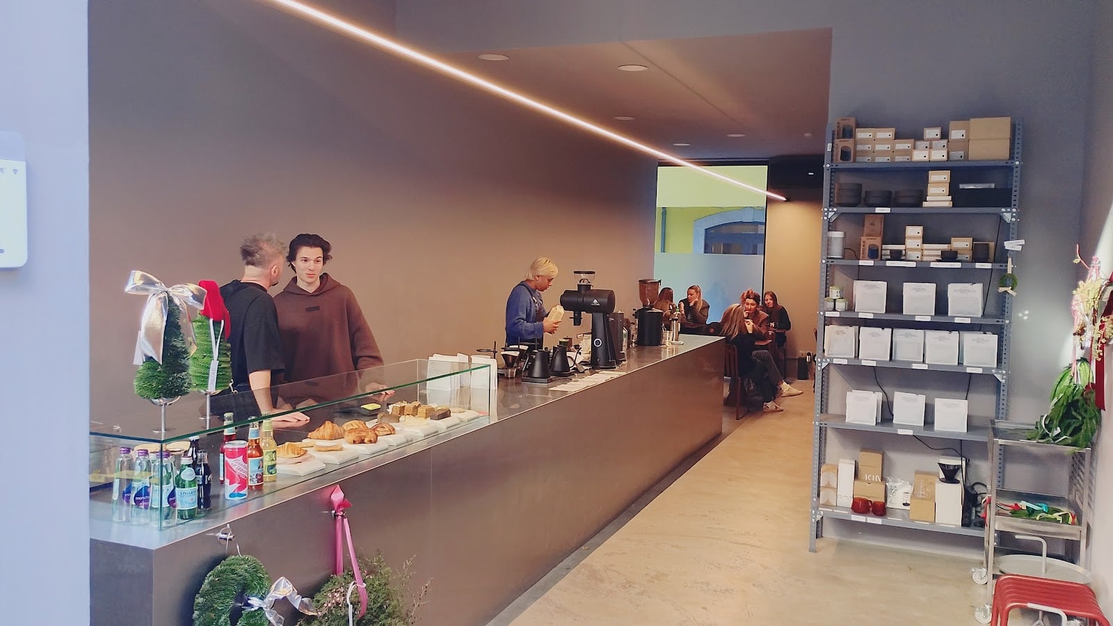 94° | SPECIALTY COFFEE BRAND interior