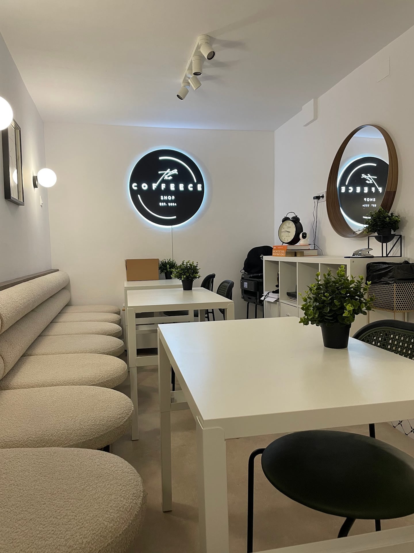 Photo of Coffeece Coffee Shop