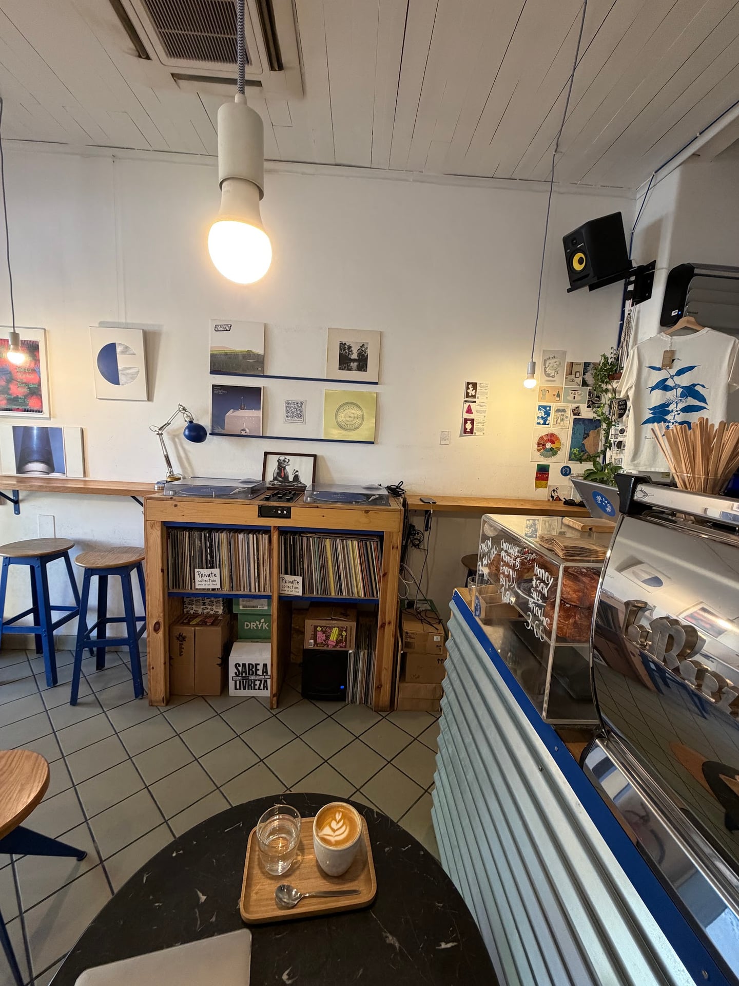 Clube Caffeine interior
