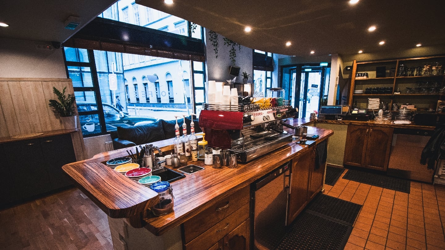 Selah Coffee House - Specialty Coffee interior
