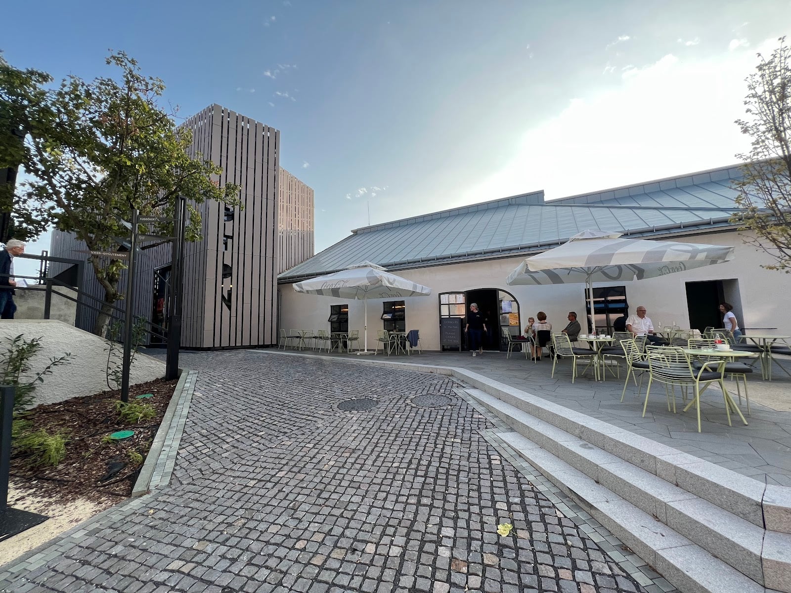 Photo of Foton Audiovizuális Centrum