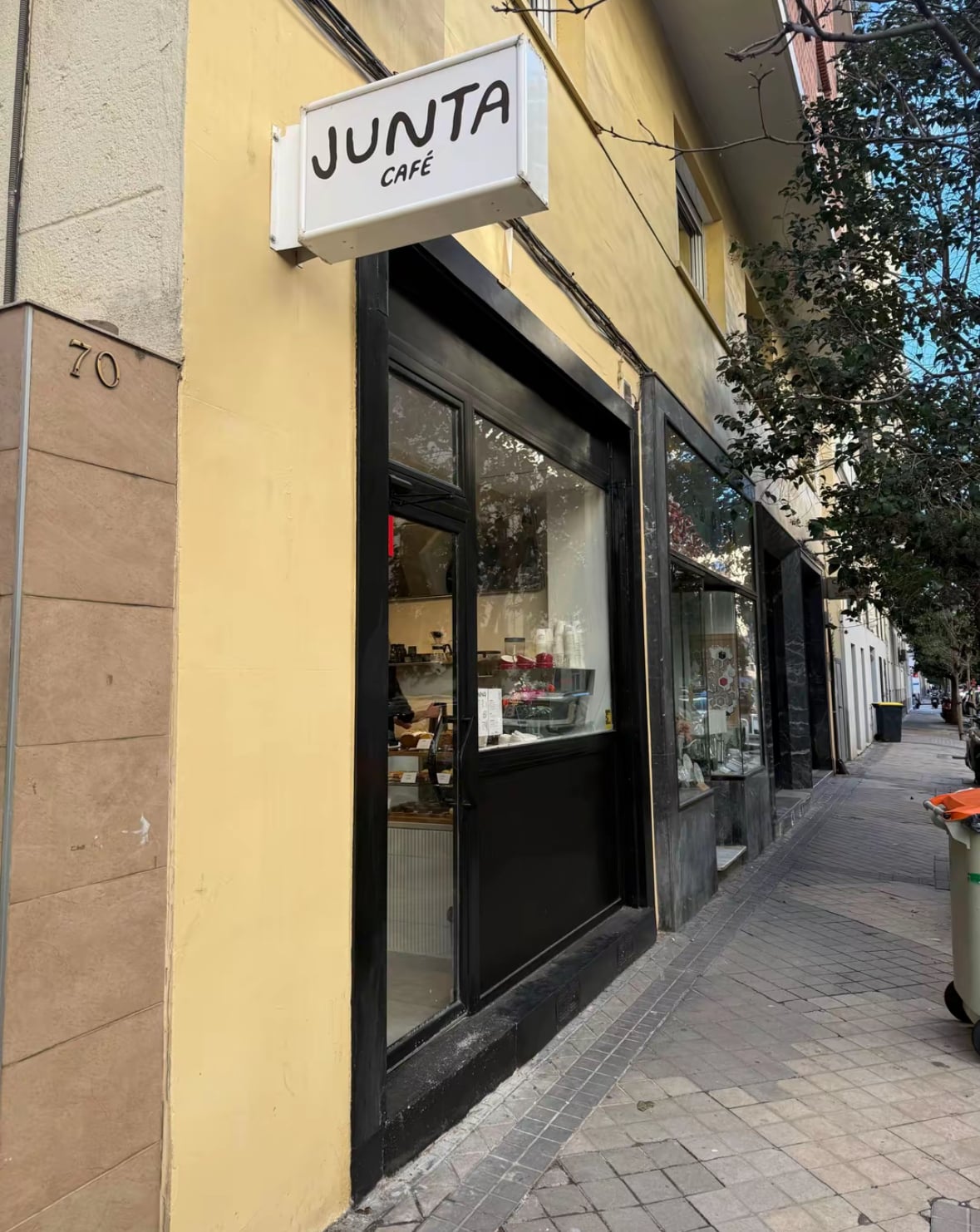 Junta Café - Specialty coffee interior