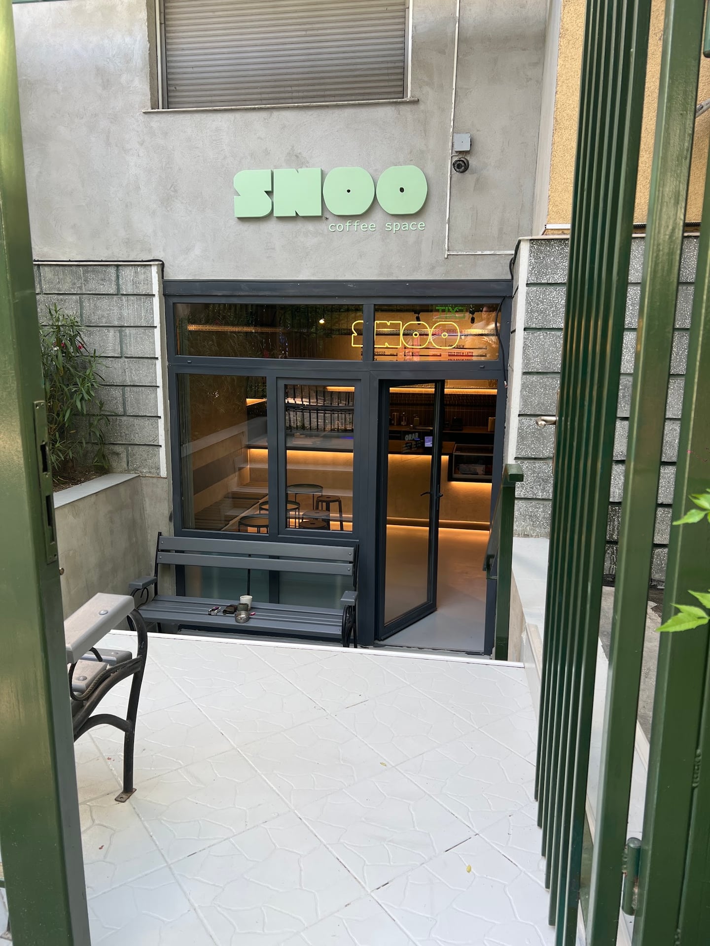 Snoo Coffee Space interior