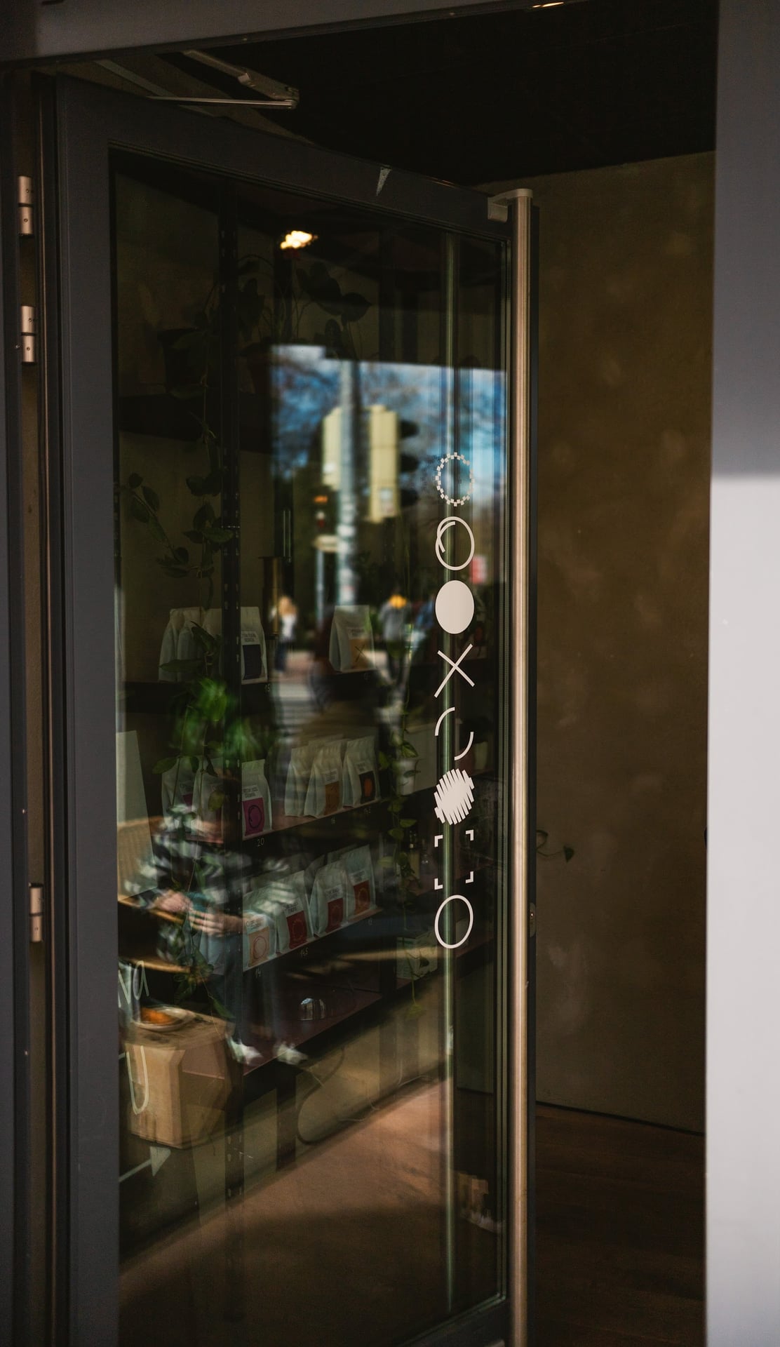 LOT coffee interior