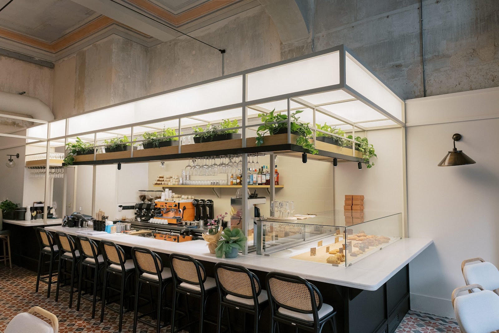 Avit Athens interior