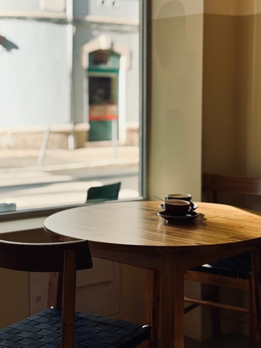 Romana Specialty Coffee interior