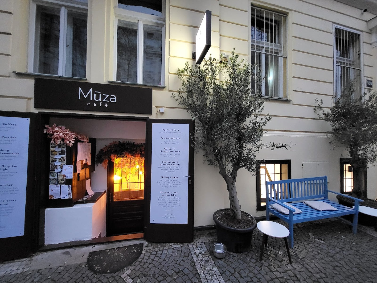 Múza Café interior