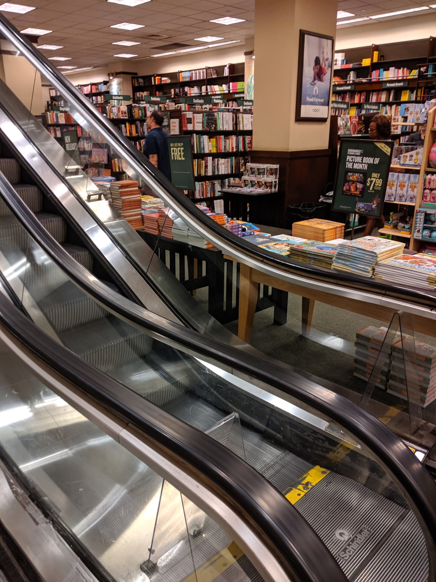 Photo of Barnes & Noble
