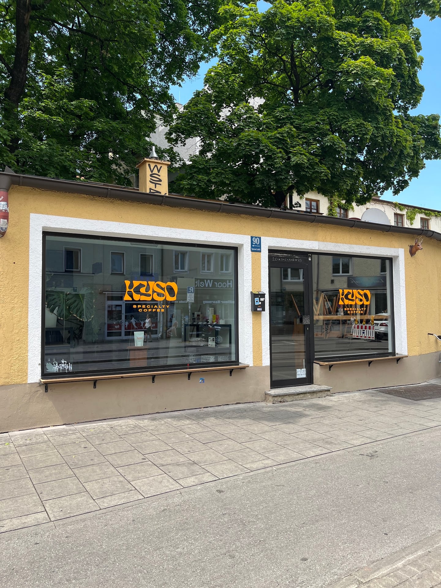 Kyso Café interior