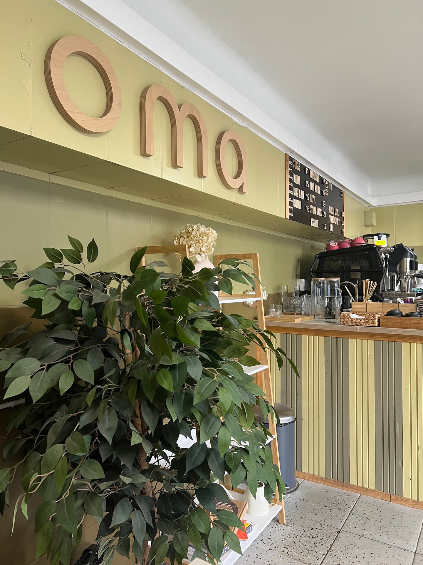 Photo of Soeur Coffee Shop