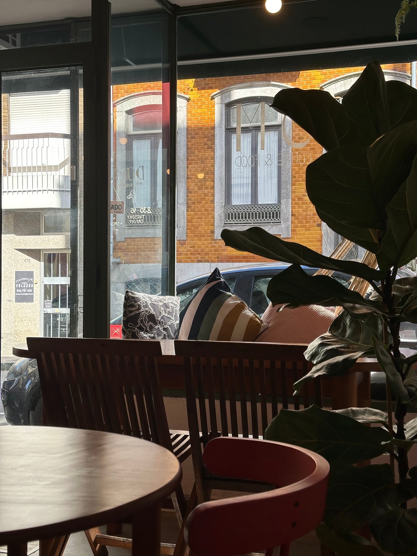 DOM - Specialty Coffee & Brunch