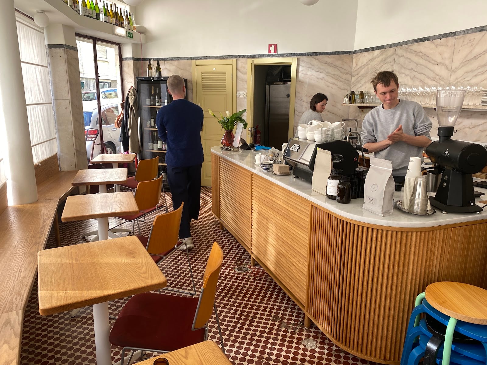 Tact interior