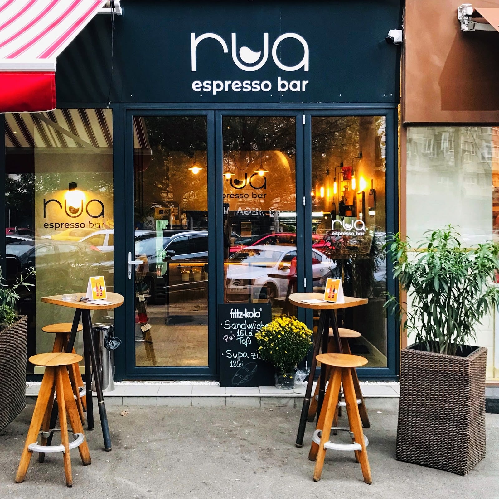 RUAH | Specialty coffee interior
