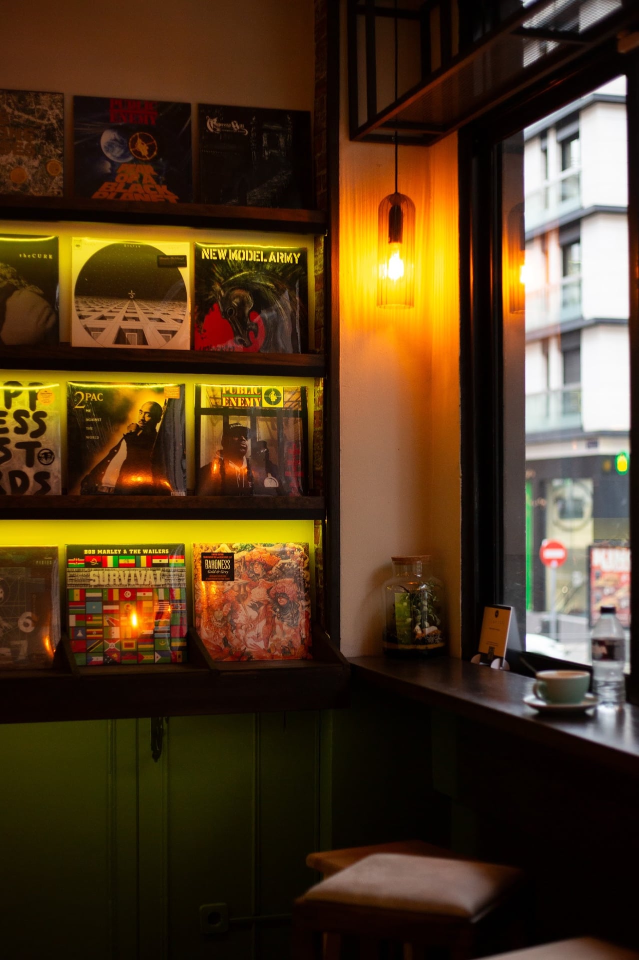 LICENSED specialty coffee interior