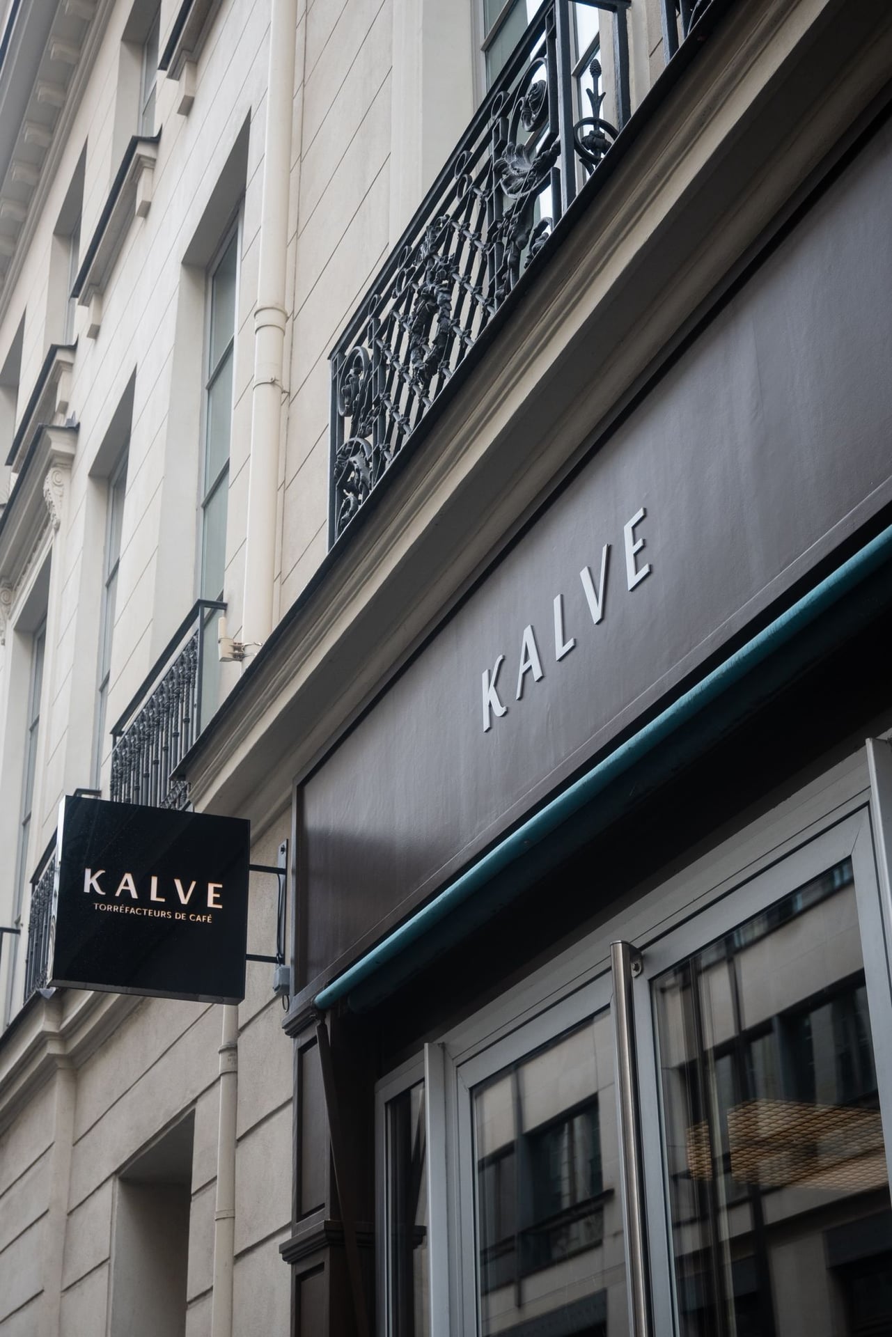 KALVE Coffee Caumartin interior