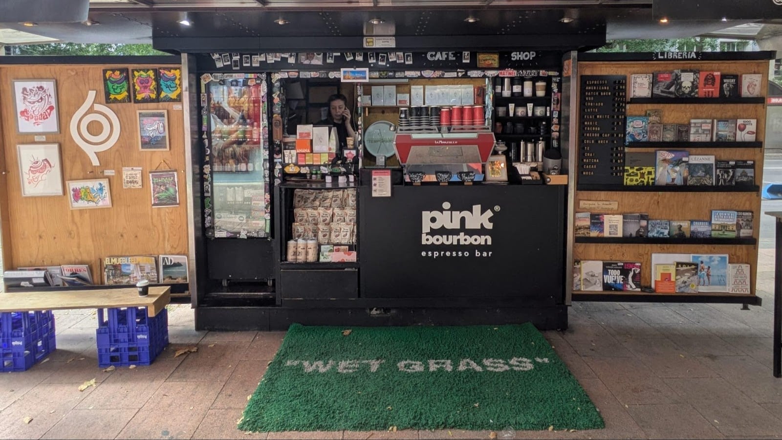 Pink Bourbon - Espresso Bar | Specialty Coffee interior