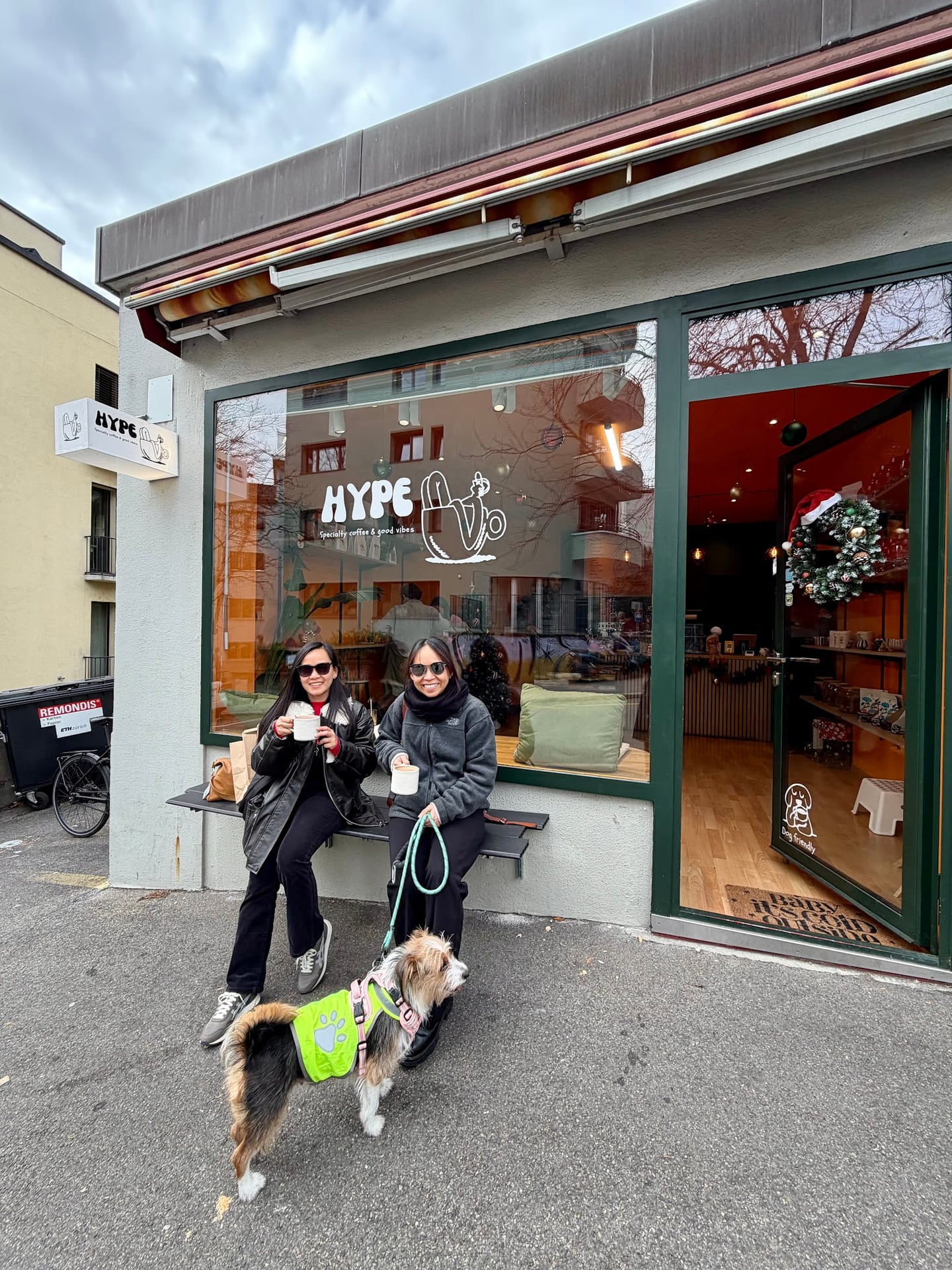 Hype specialty coffee & good vibes interior