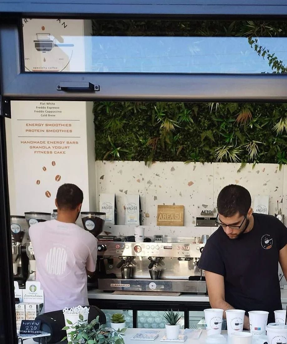 BREWLIGAN Coffee Agios Dimitrios interior