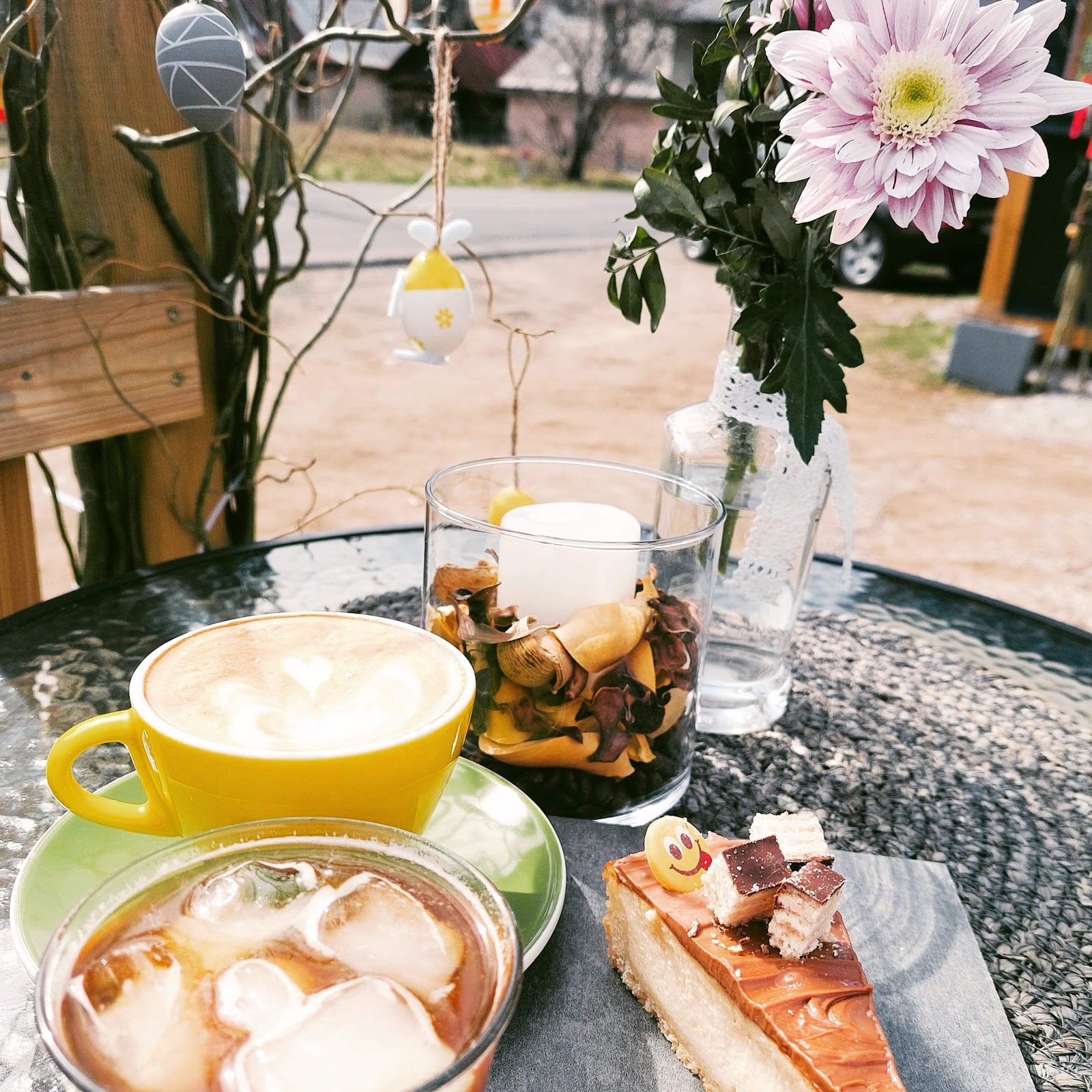 Photo of Myto Cafe & Lounge