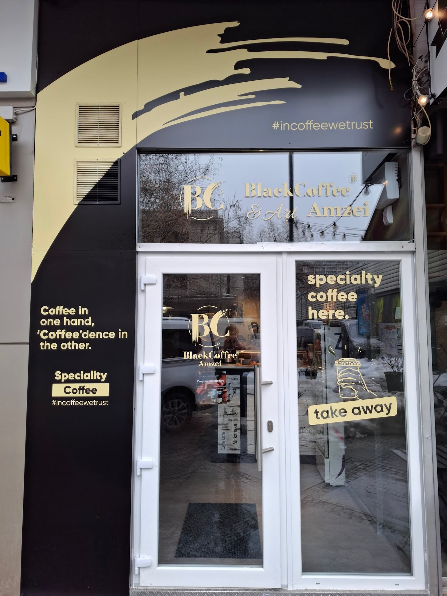 Black Coffee Amzei interior