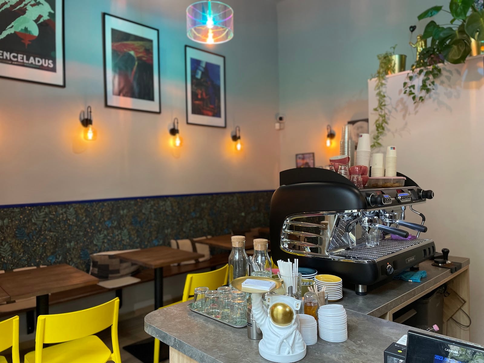 Oberon Cafe interior