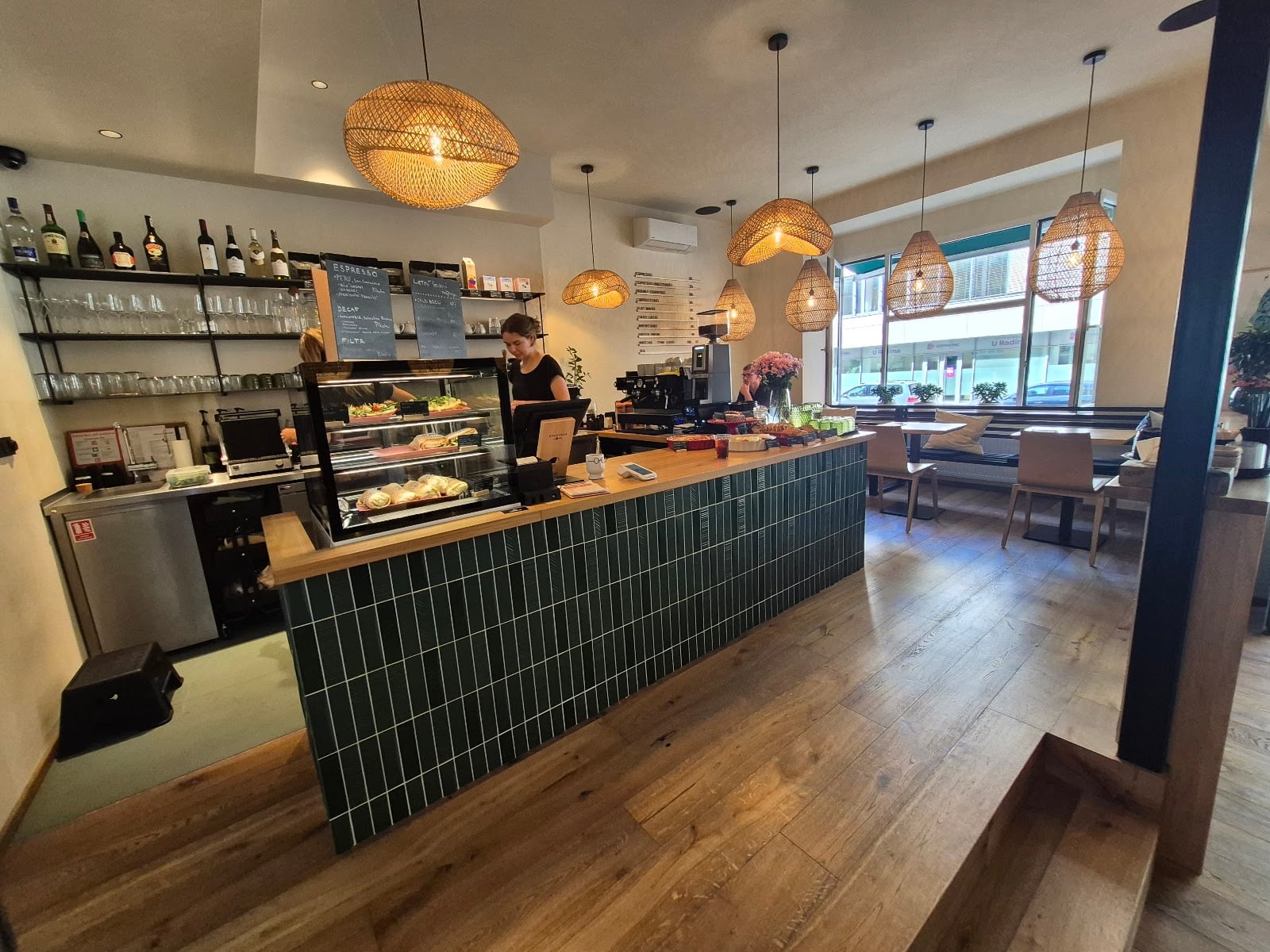 Kafe Oliva interior