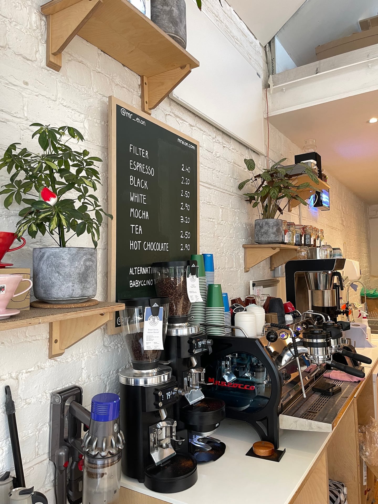 Photo of Mr Eion Coffee Roaster