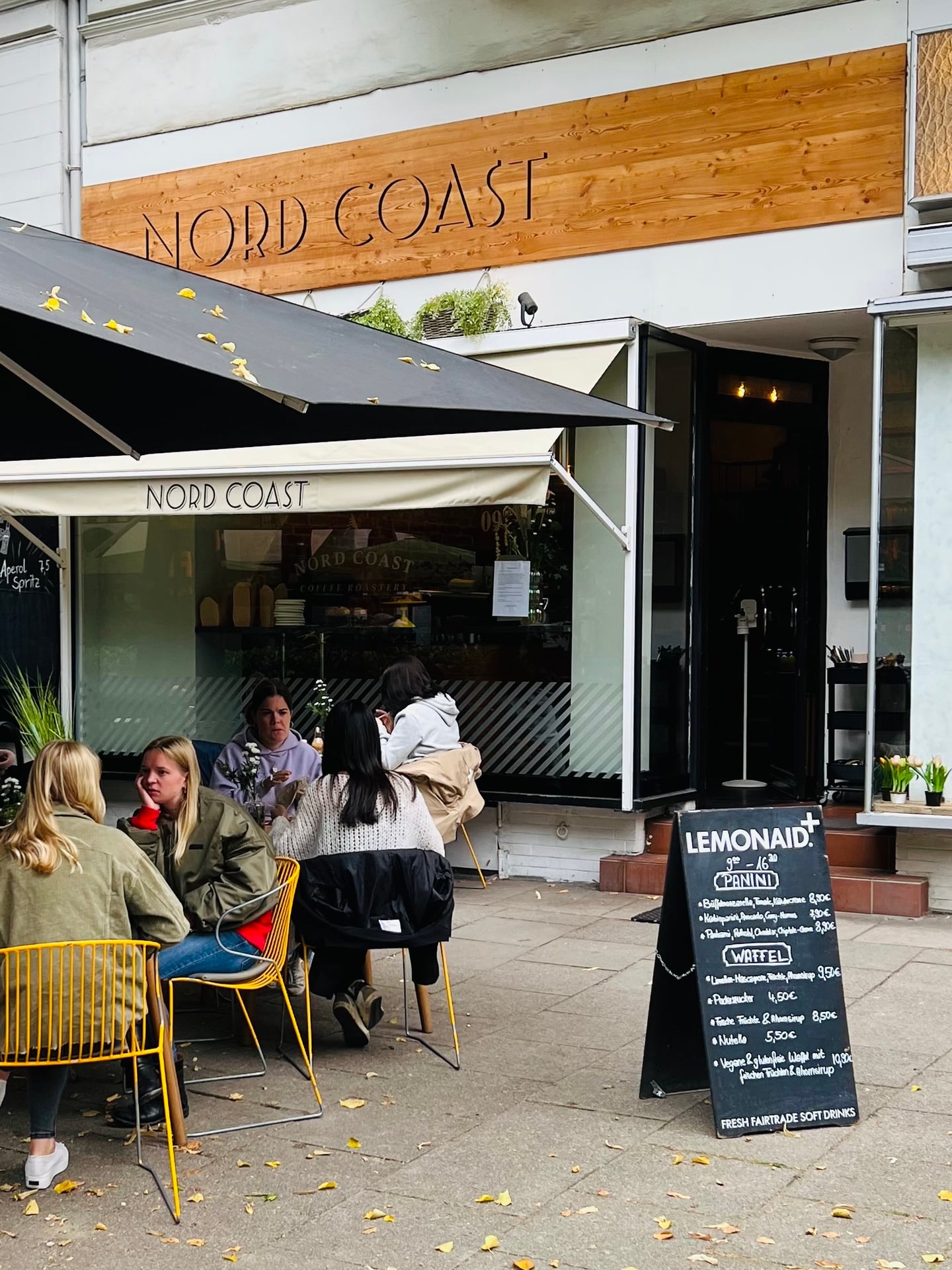 Nord Coast Coffee interior