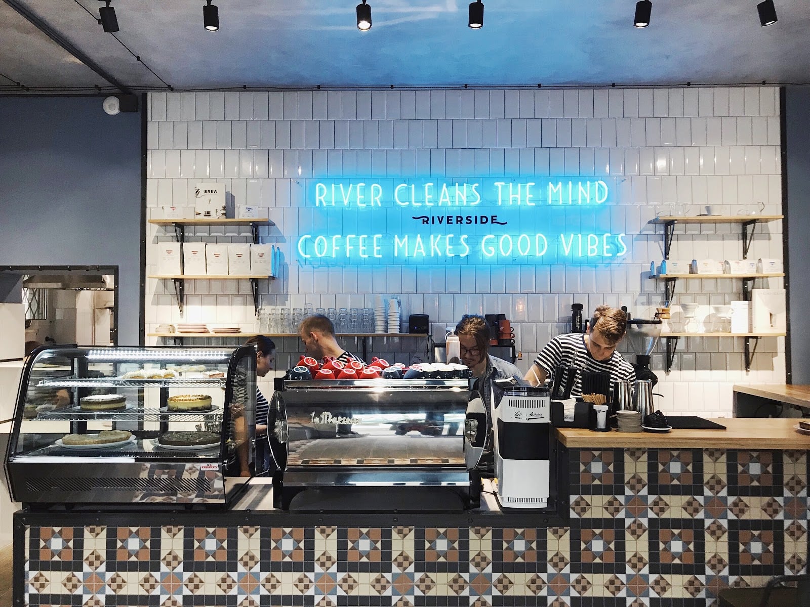 Riverside. Coffee roastery and brew bar