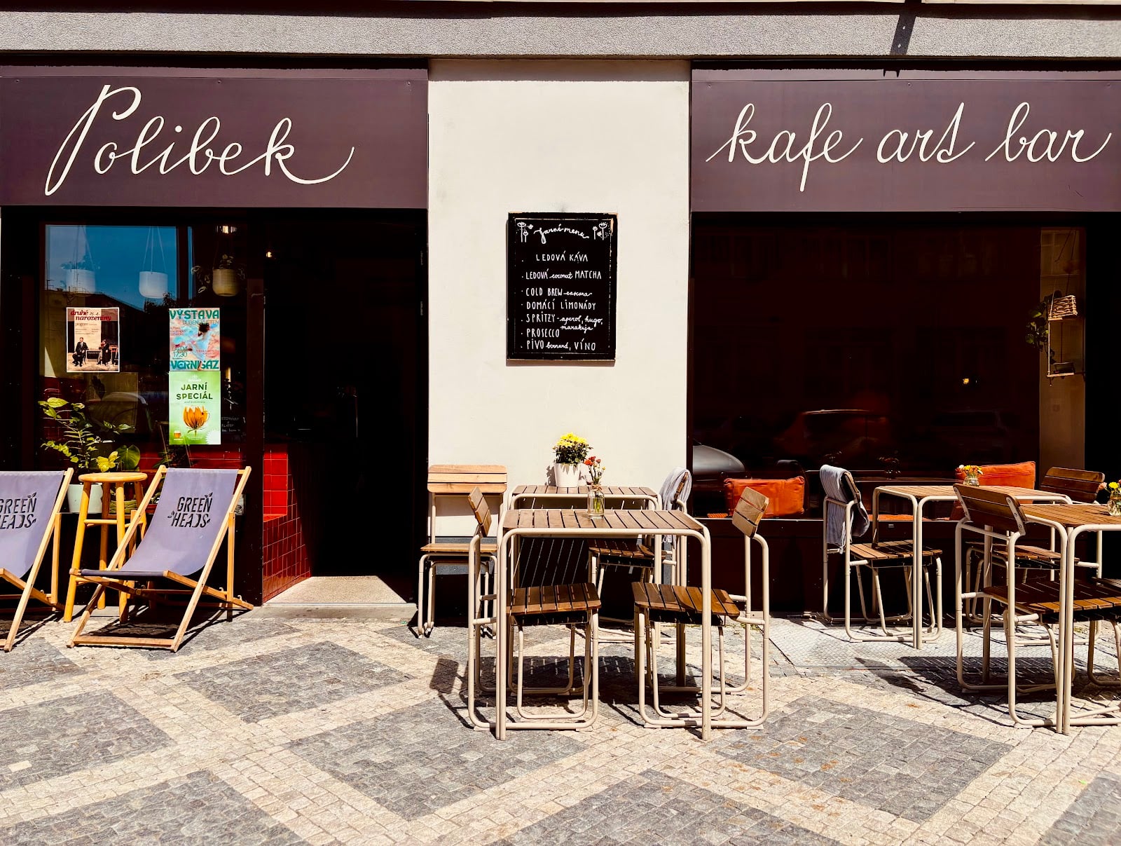Polibek Café interior