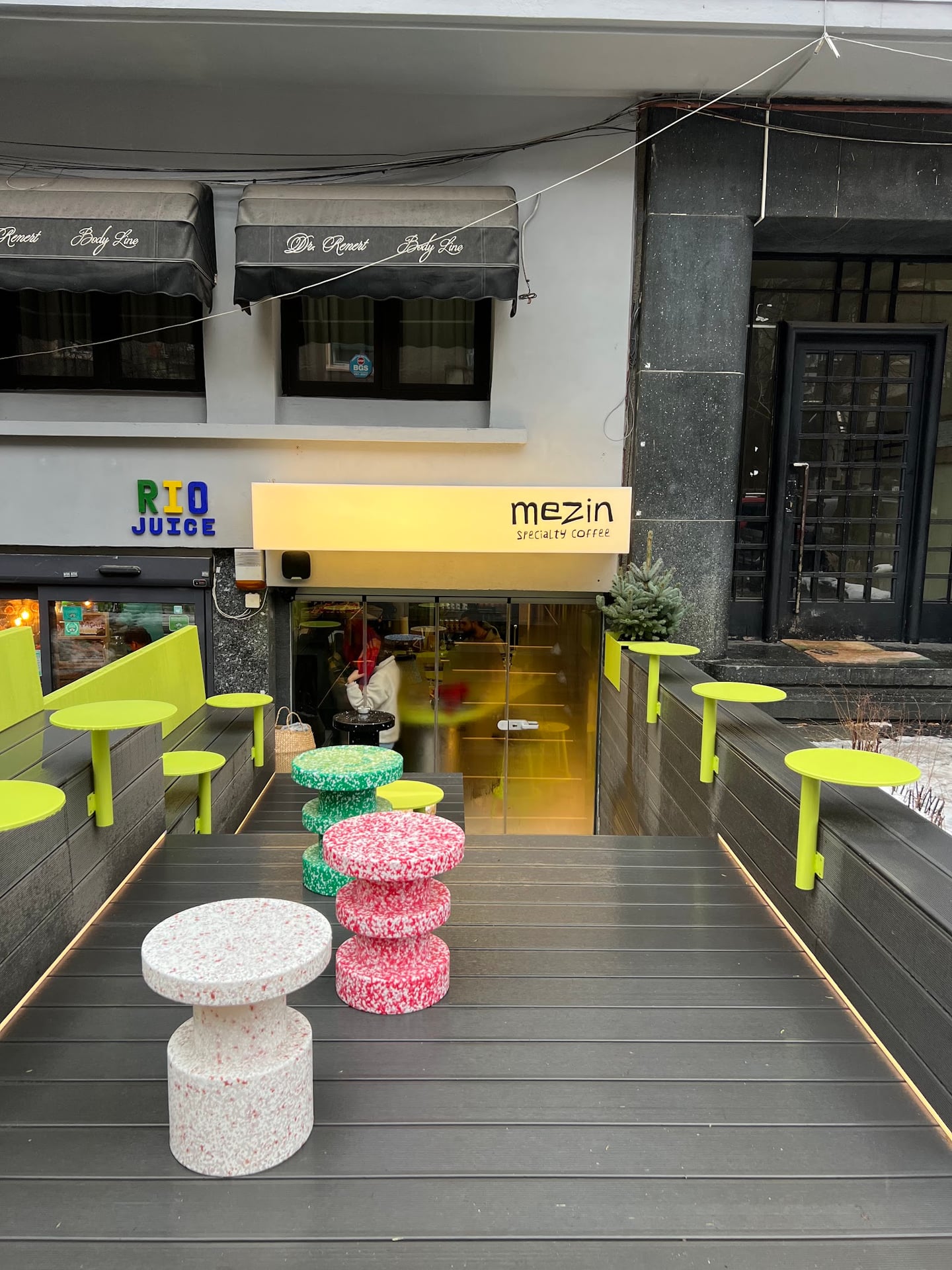 Mezin Specialty Coffee interior