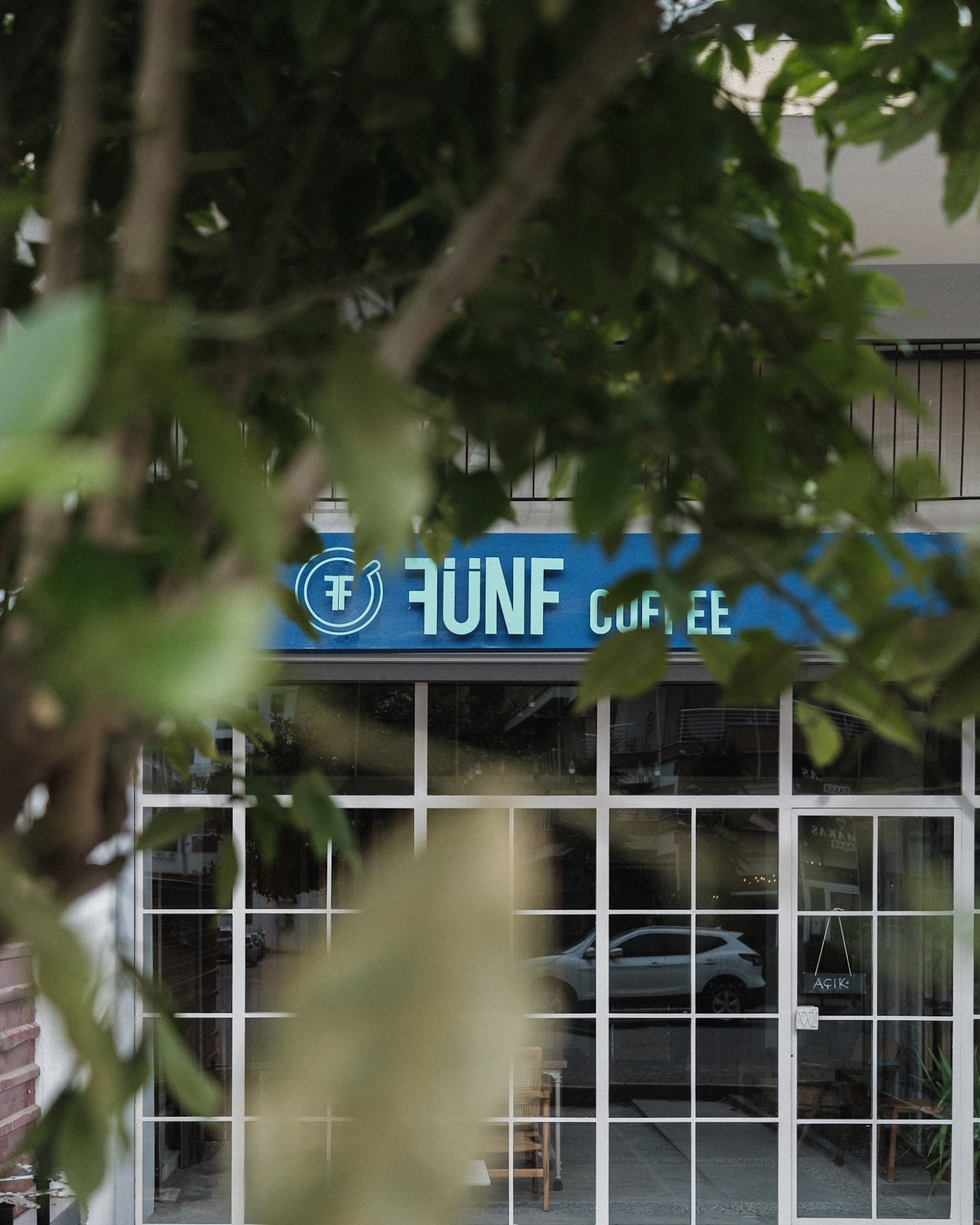 Fünf Coffee