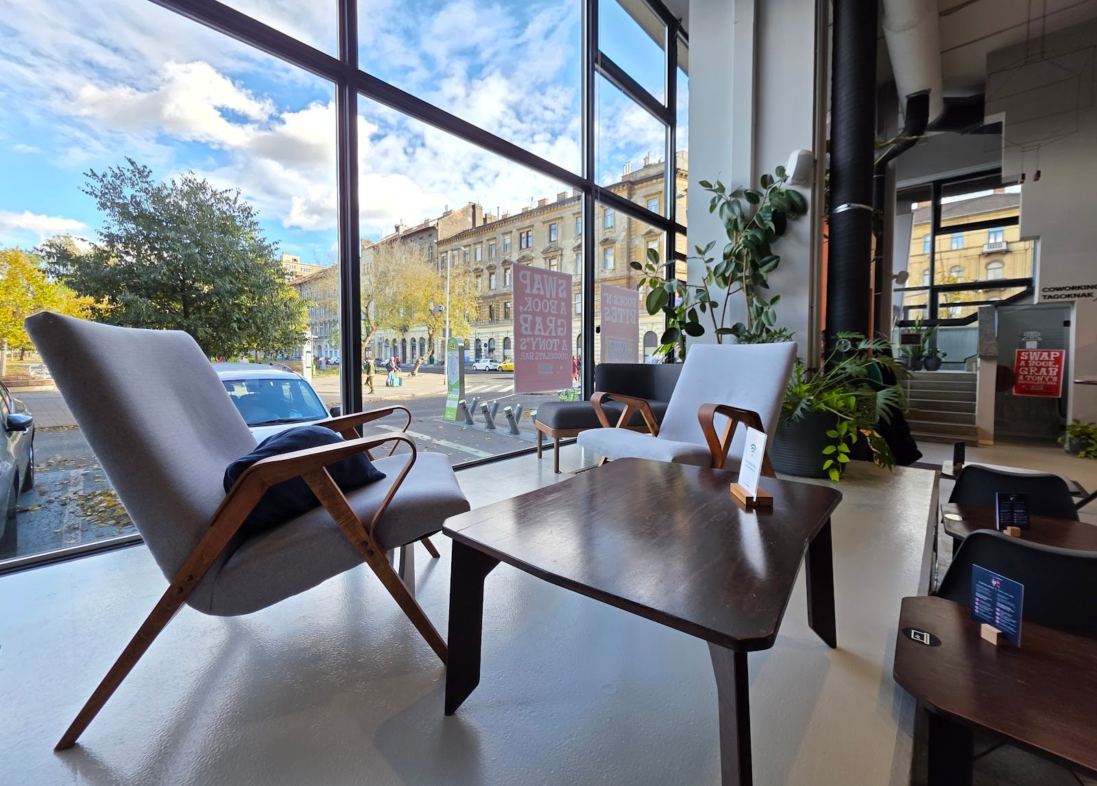 Kastner Kommunity interior