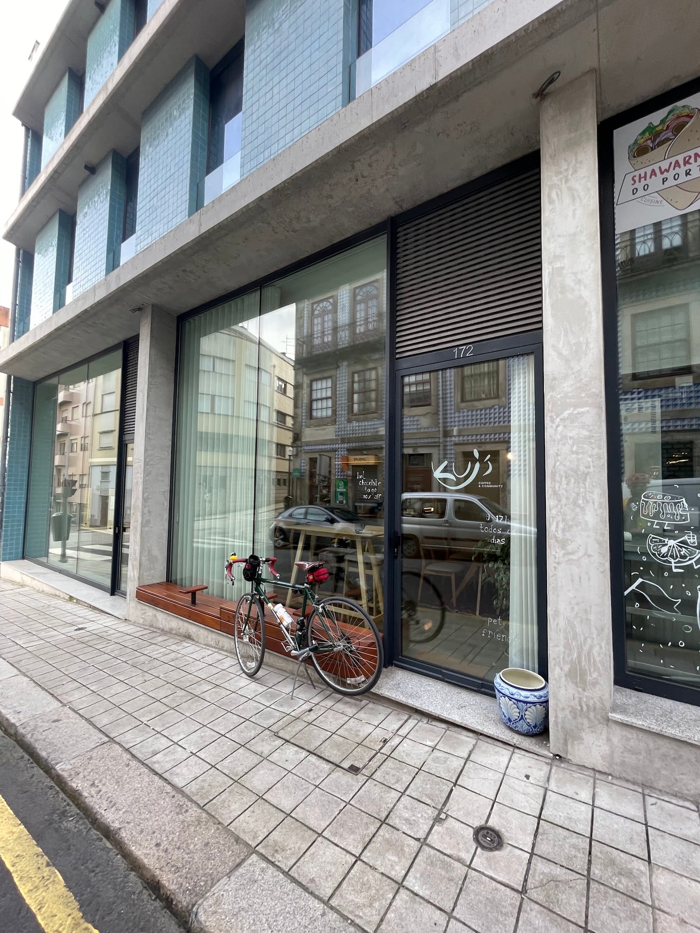 Kuji Coffee interior