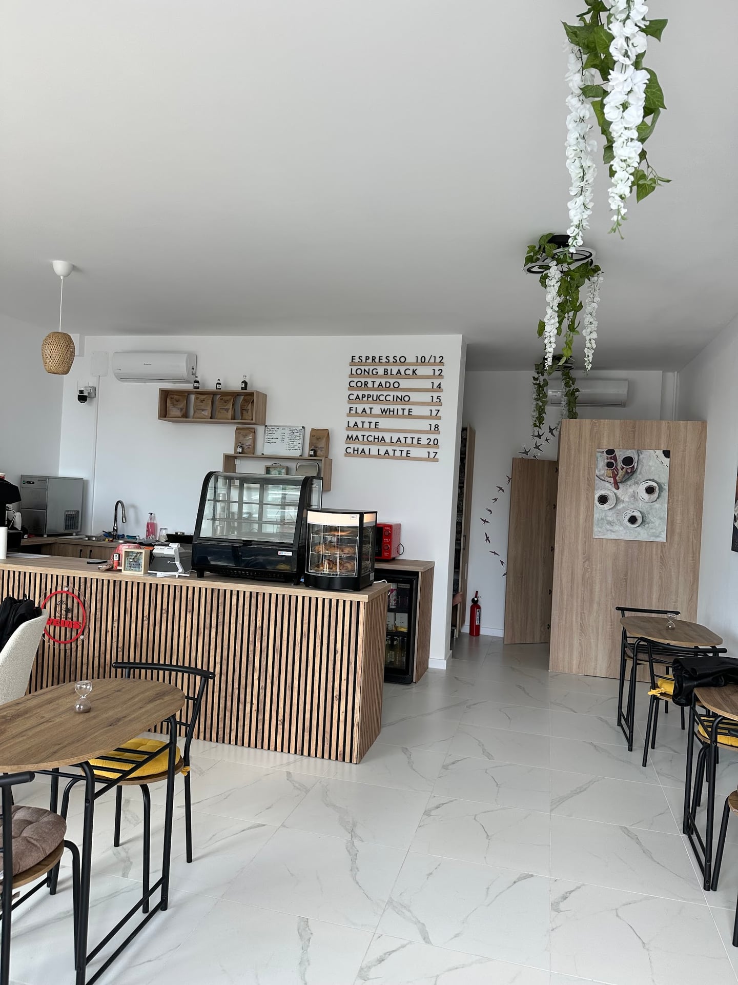 Coffee in the Veins - Pallady interior