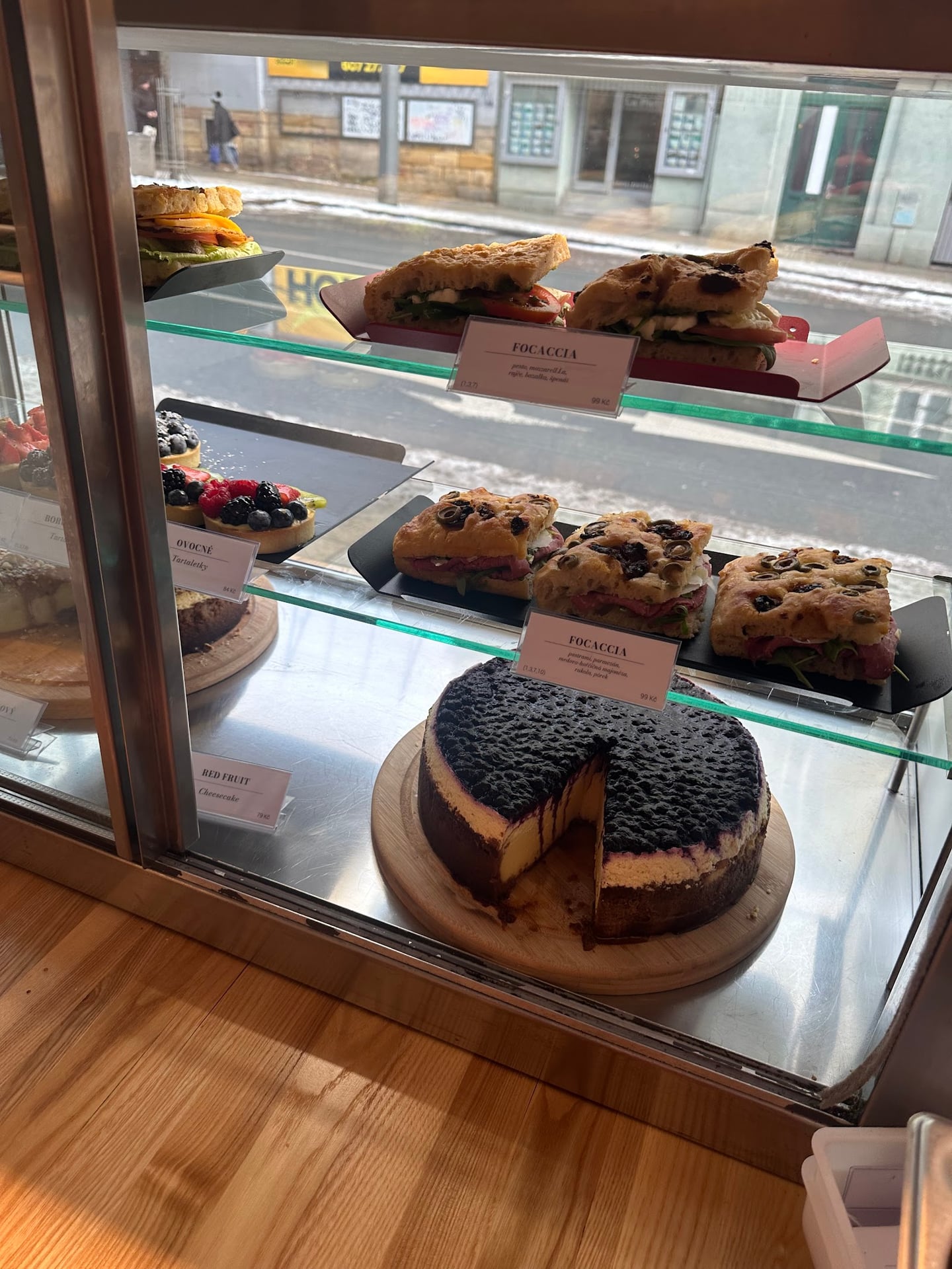 Stan home-made cakes interior