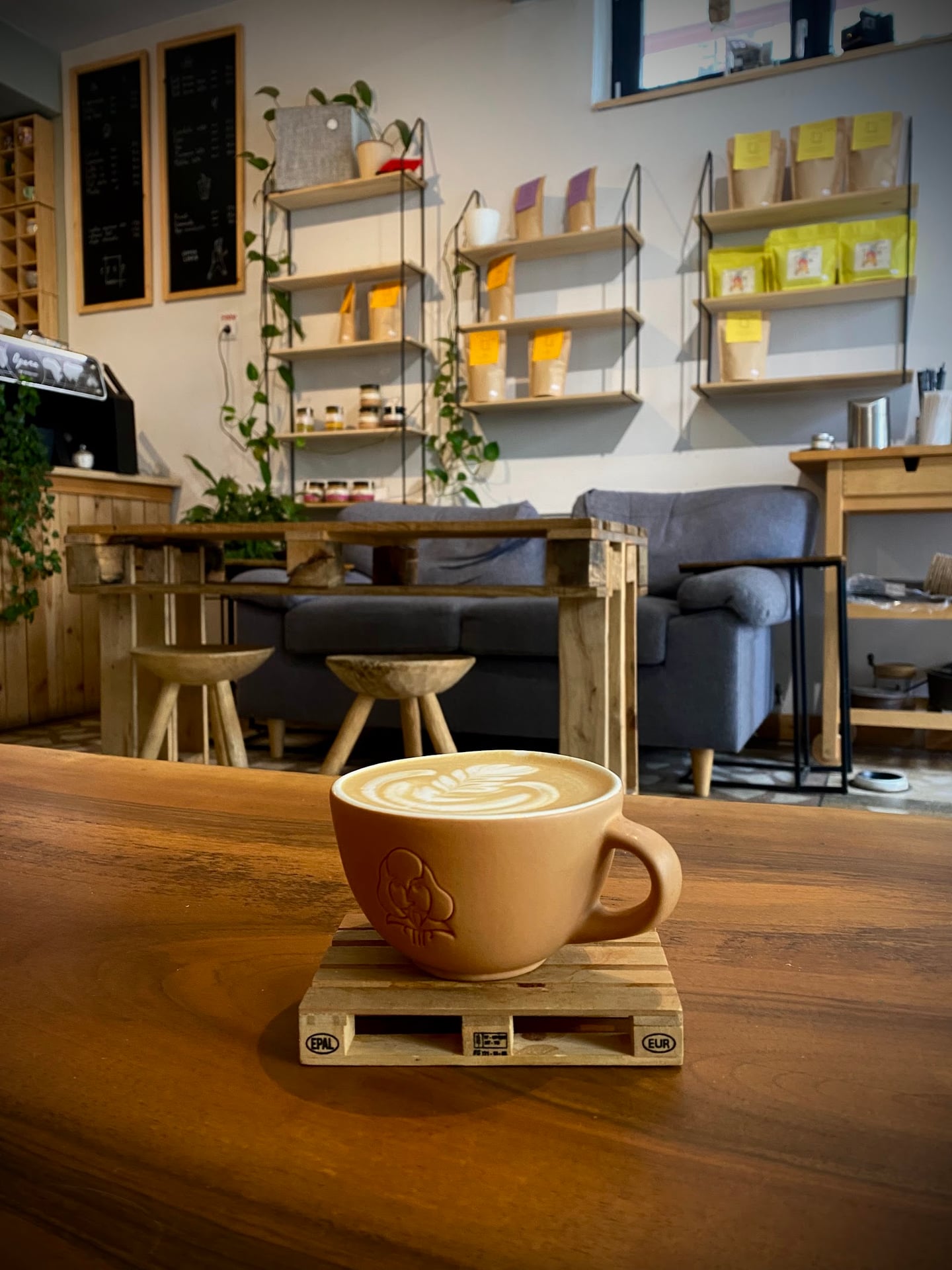 Photo of Prajitoria de Cafea C R O P