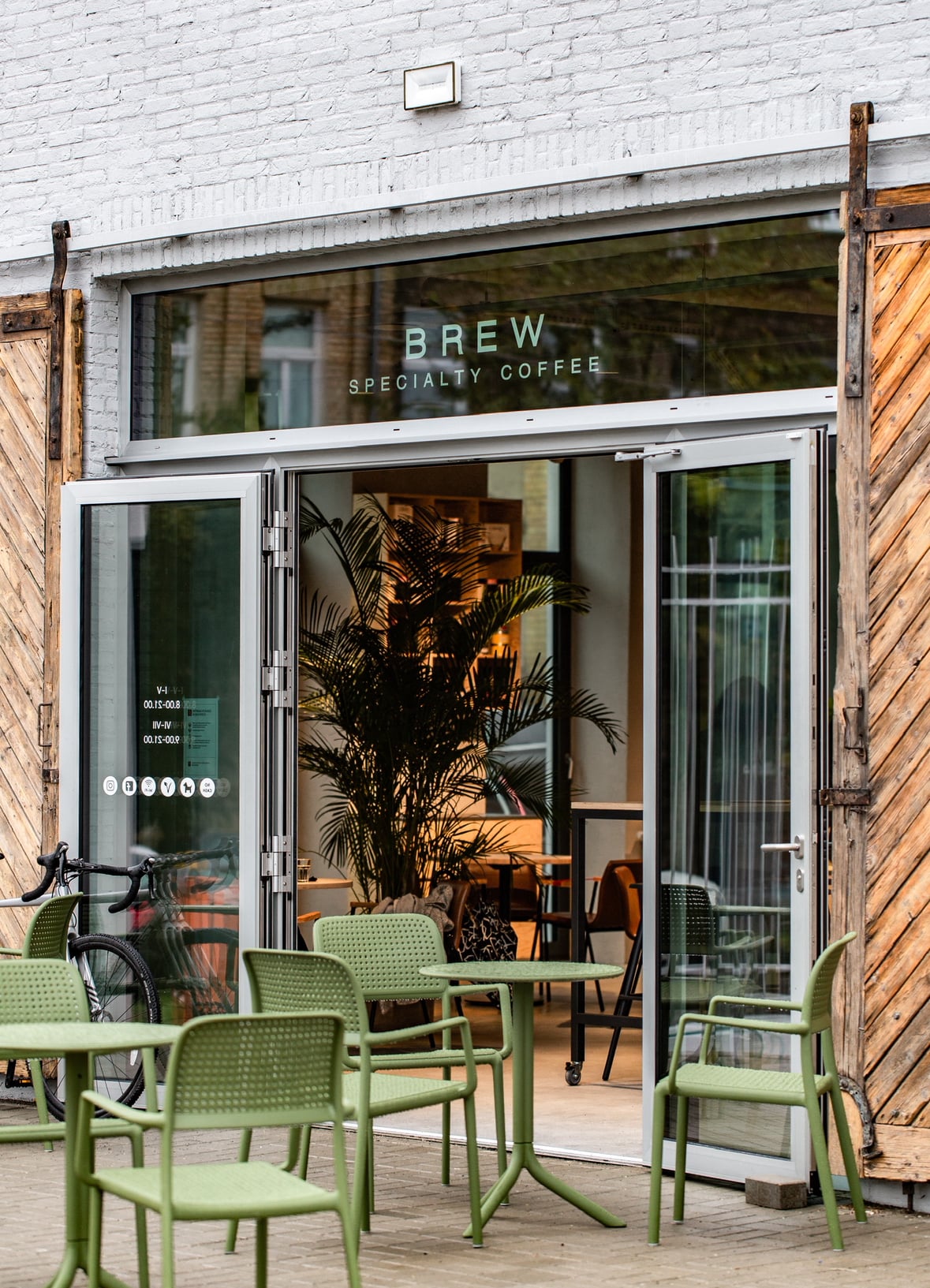 BREW. Specialty Coffee interior