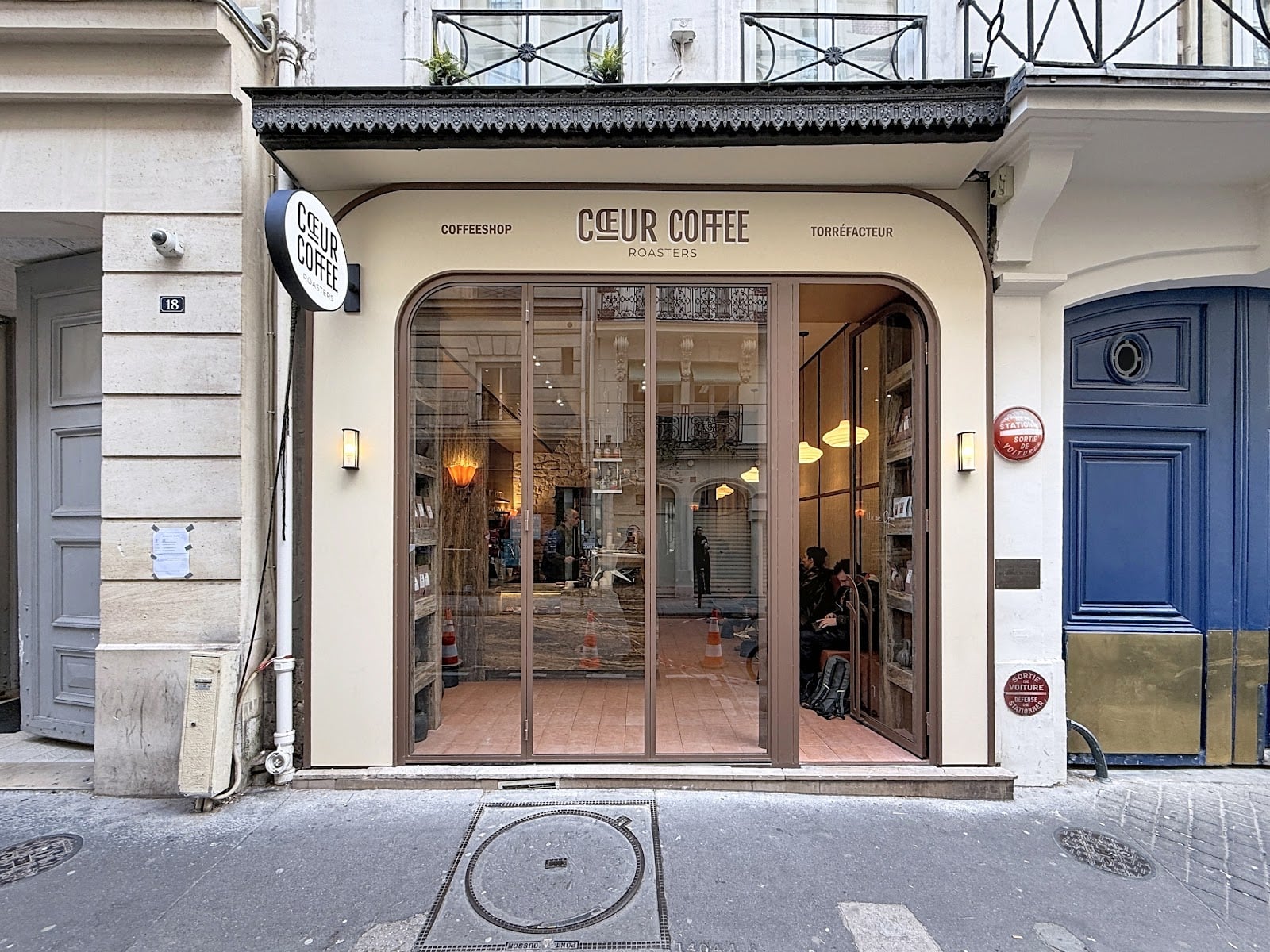 Coeur Coffee Roasters interior