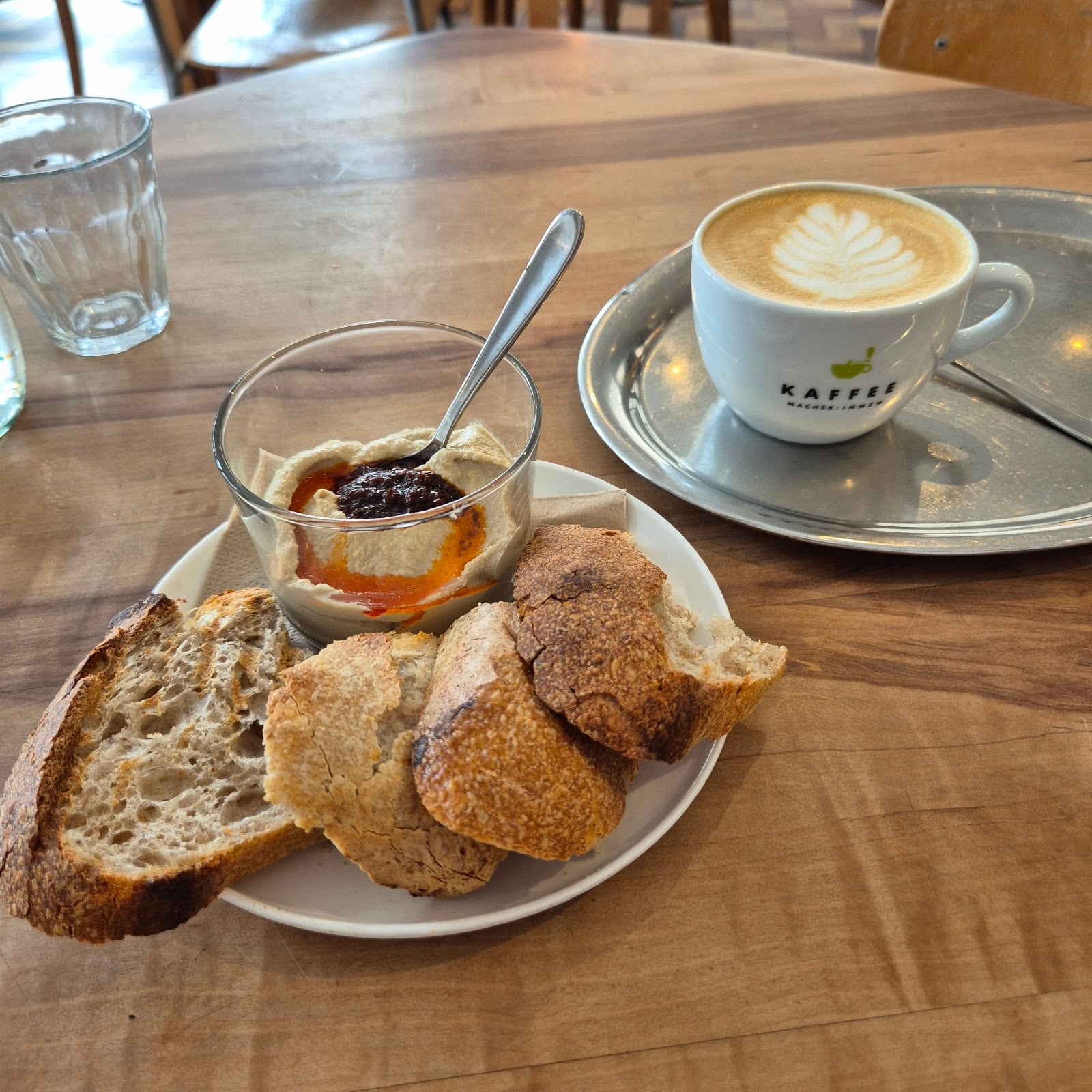 Photo of Café frühling - Kaffeemacher