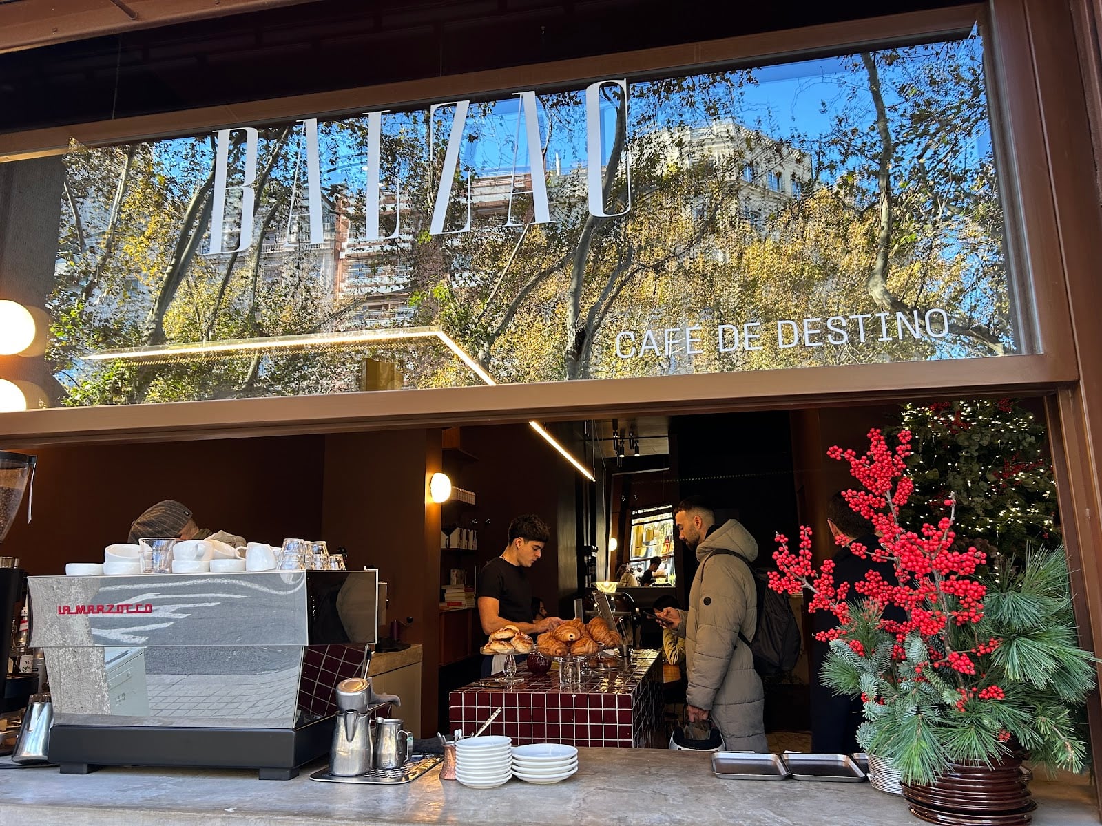 Balzac Café interior