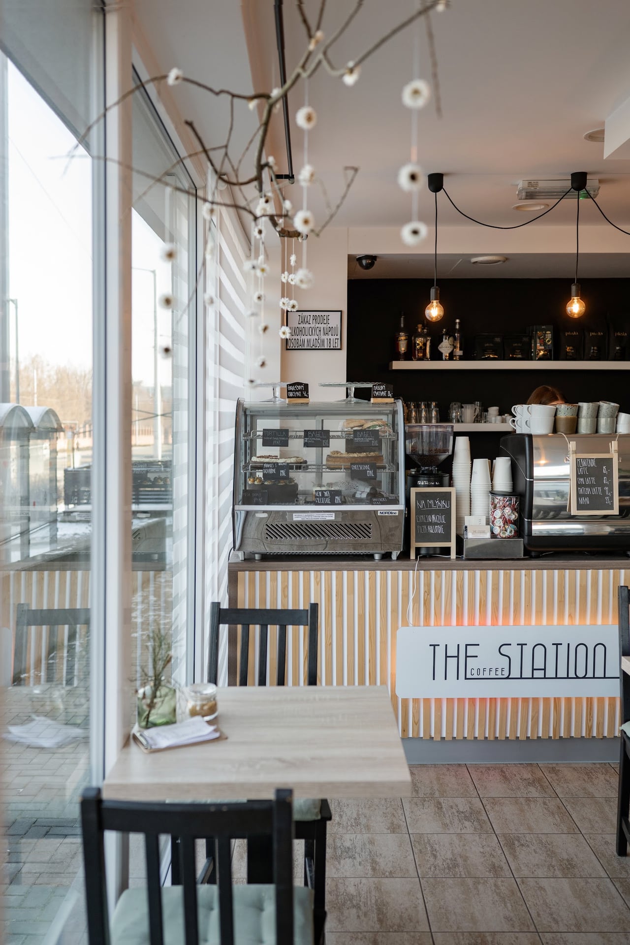 THE COFFEE STATION interior