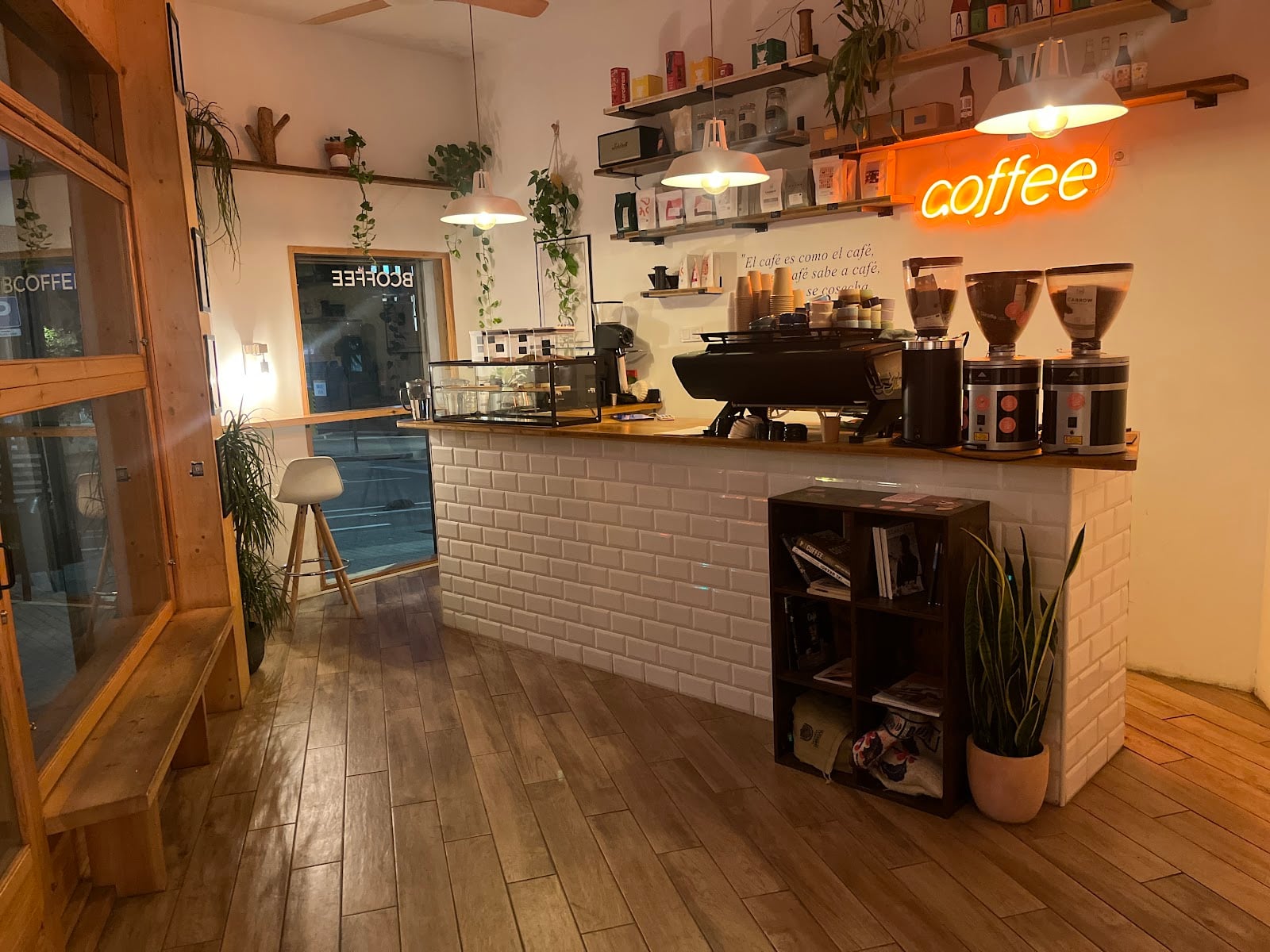 Bcoffee interior