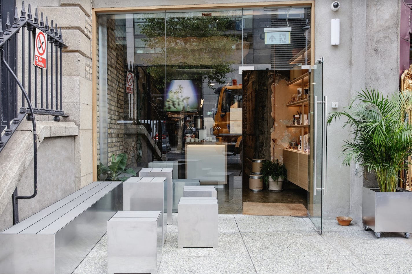 Cloud Picker Cafe - Pearse Street interior
