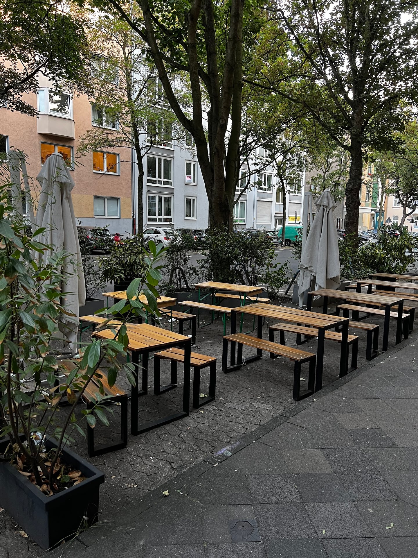 BIRDIE & CO. Deli · Café